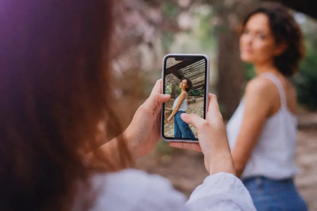 Conteúdo humano é o novo luxo por que marcas reais vendem mais no digital